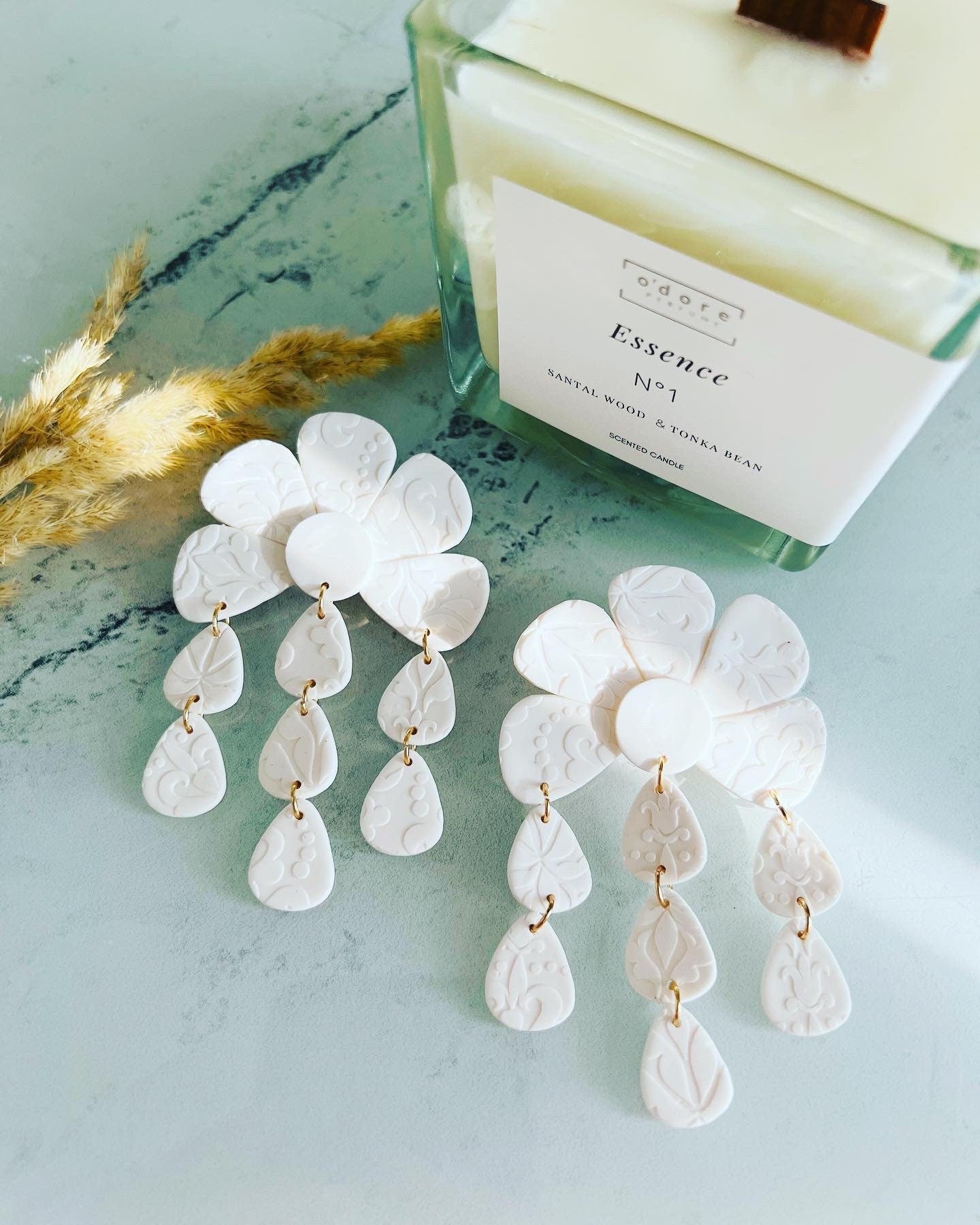 Big statement flower clay earrings, white flower, spring summer earrings, gift for her, chandelier earrings